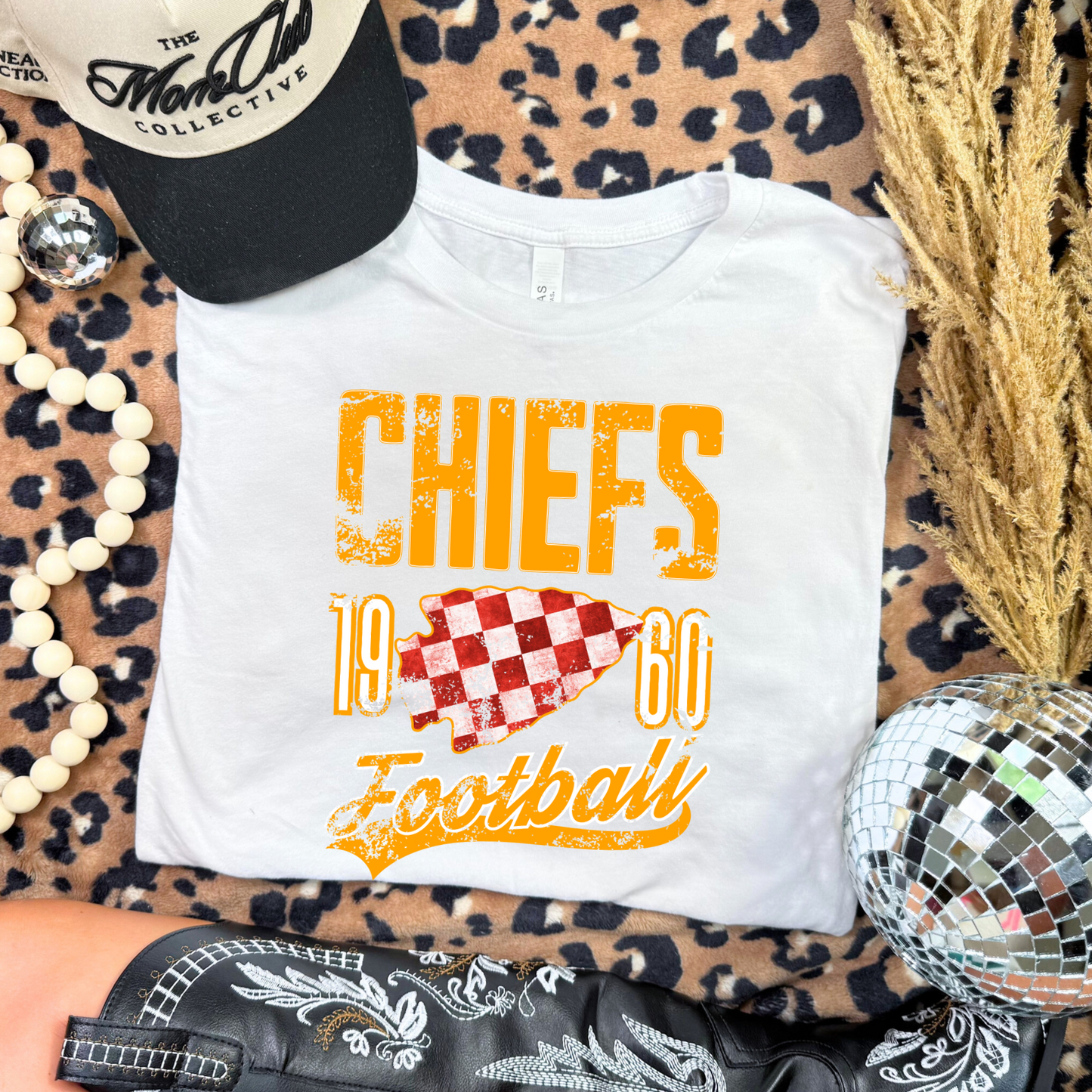 Distressed 1960 Arrowhead Design