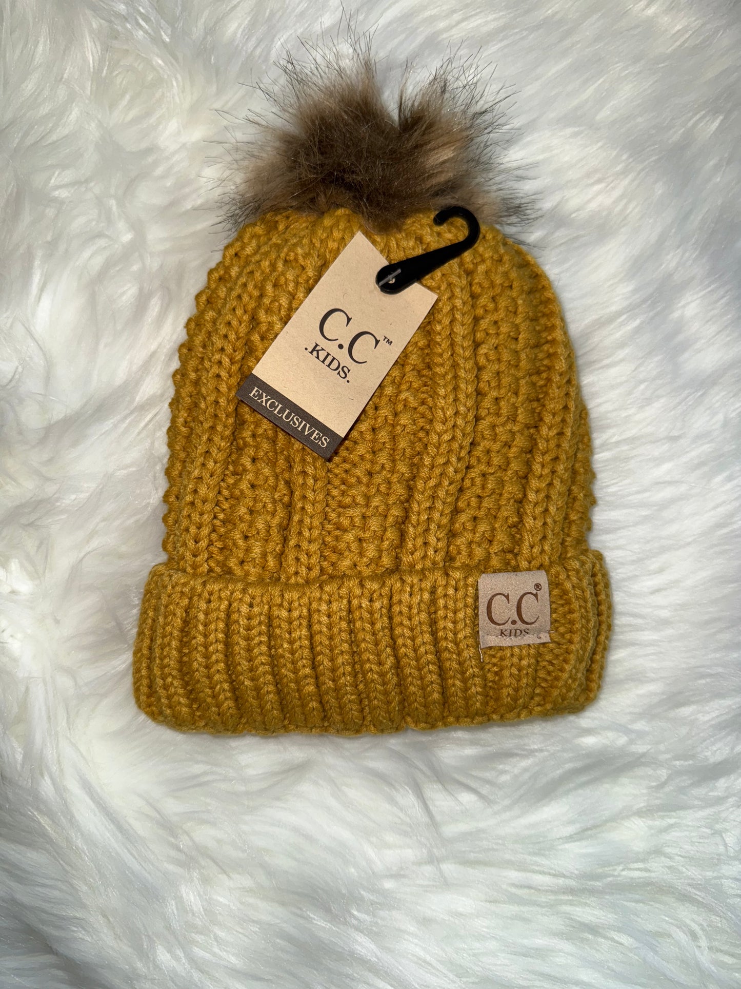 Kids Fuzzy Lined Fur Pom